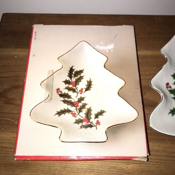 Porcelain Painted Tree Plate York Distribution Co Vintage Christmas Collectible - Picture 8 of 9